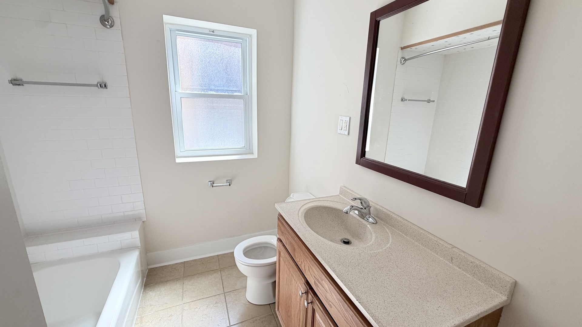 5706 N Maplewood Avenue 1 Property Photo 11