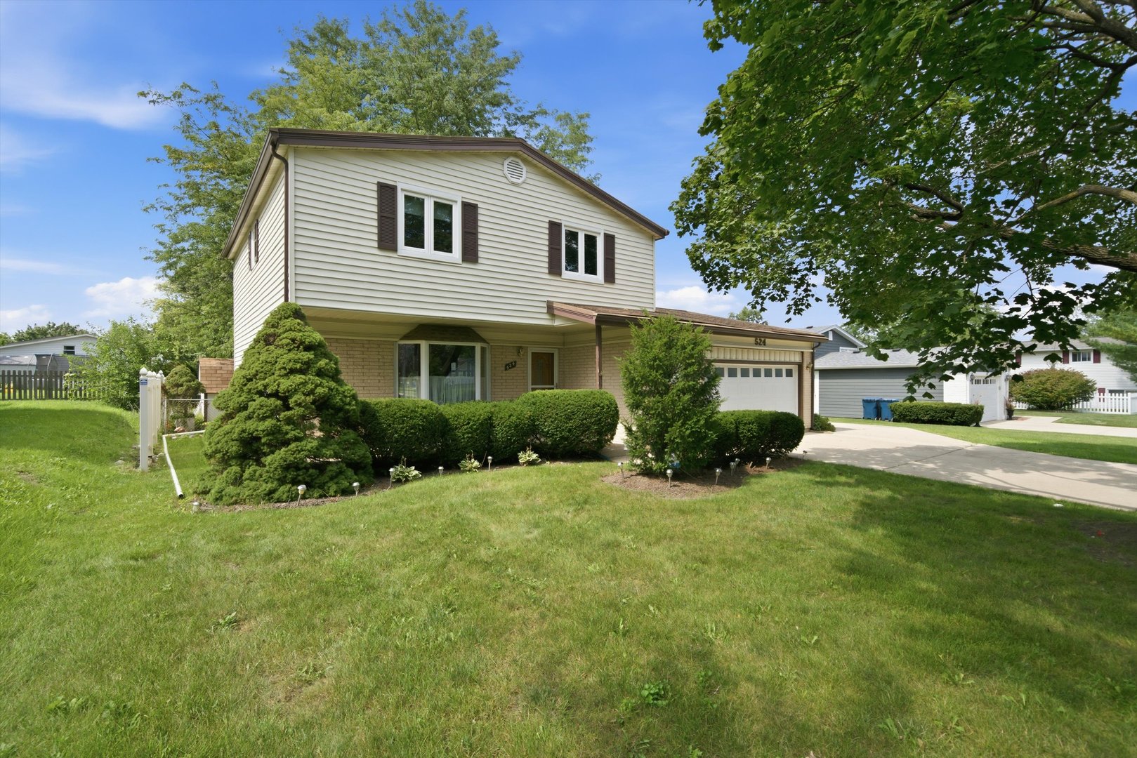 524 Hingham Lane Property Photo 1