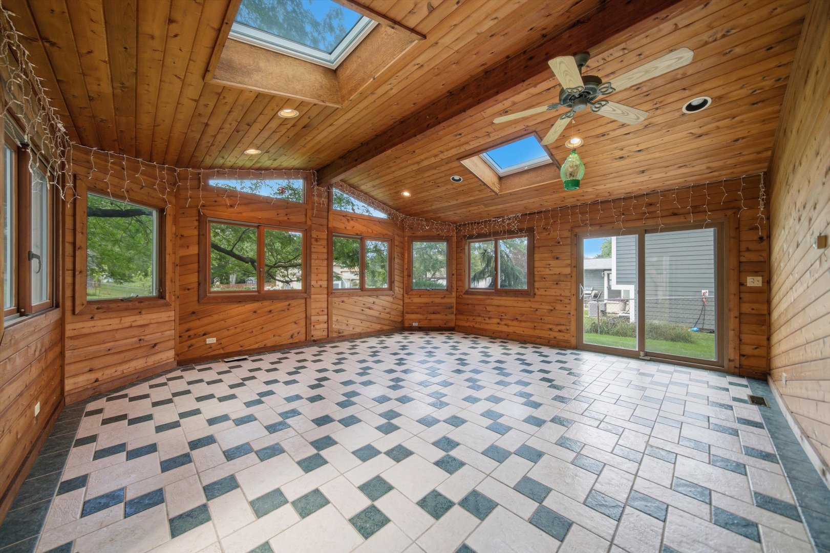 524 Hingham Lane Property Photo 18