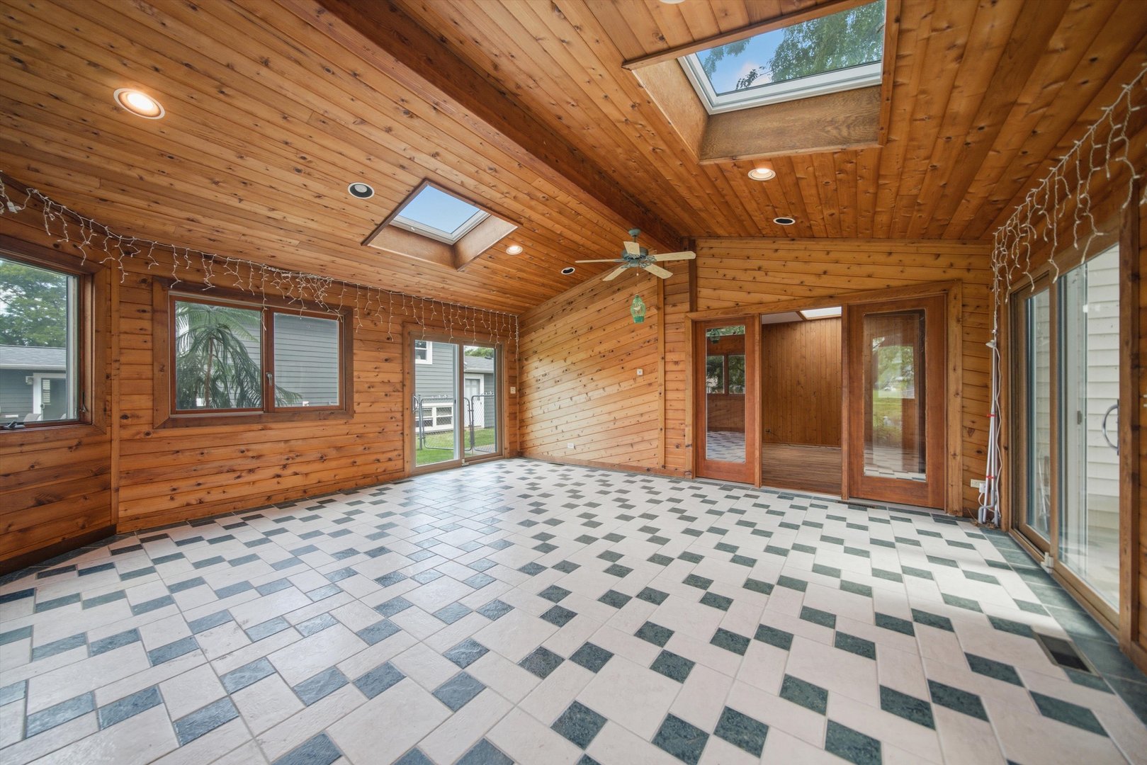 524 Hingham Lane Property Photo 19