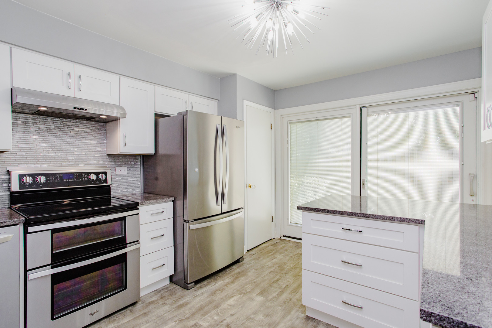 2846 W Touhy Avenue H Property Photo 5
