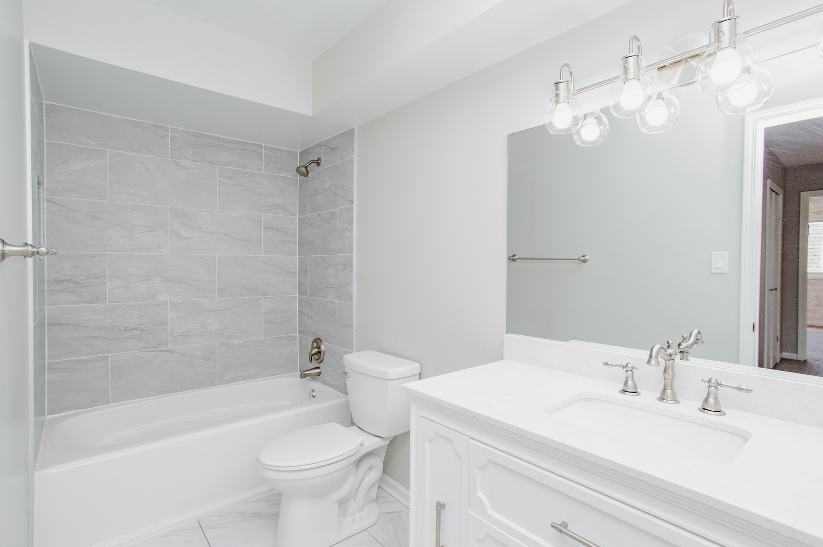 2846 W Touhy Avenue H Property Photo 11