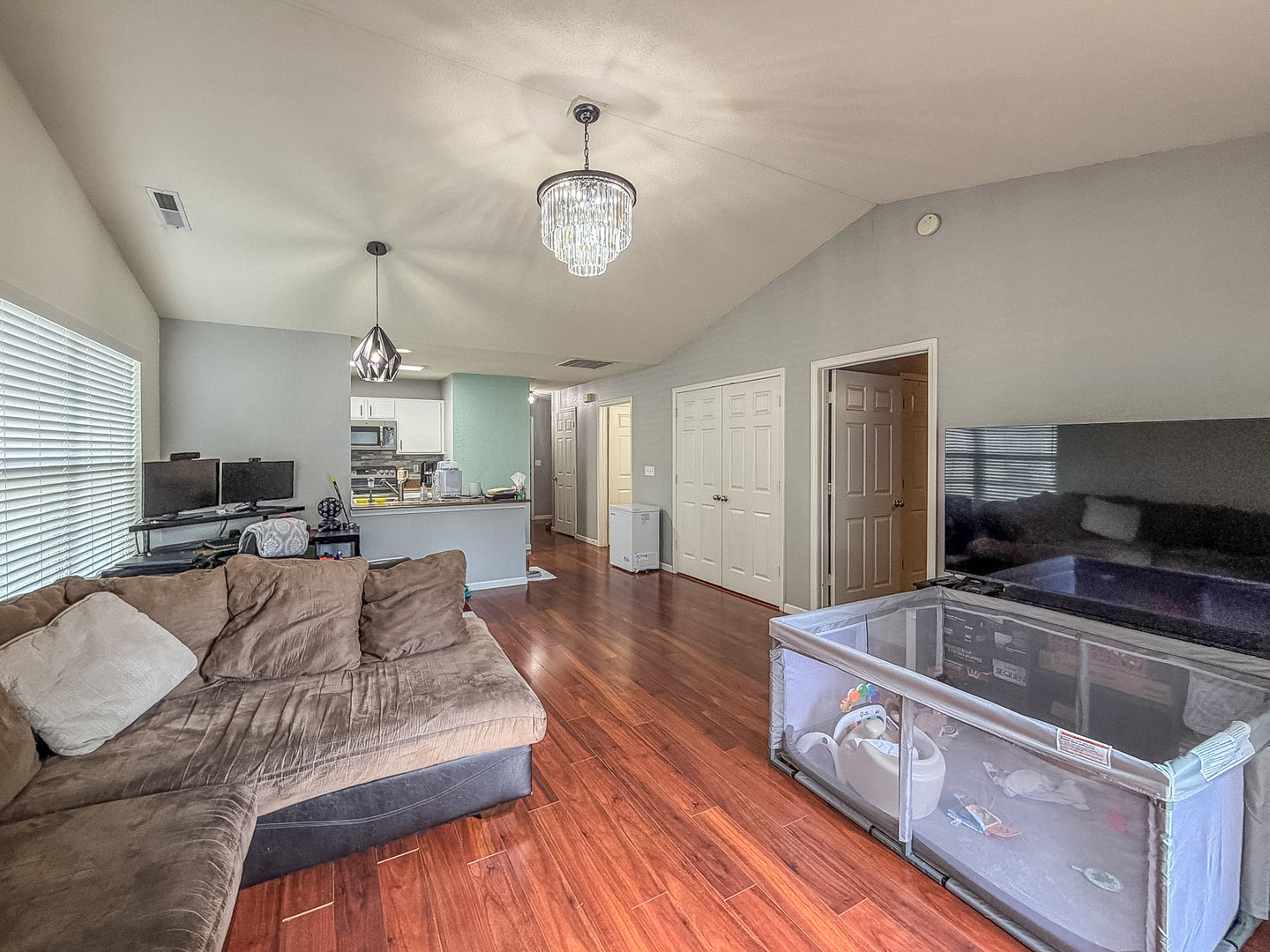 711 Newton Drive Property Photo 11