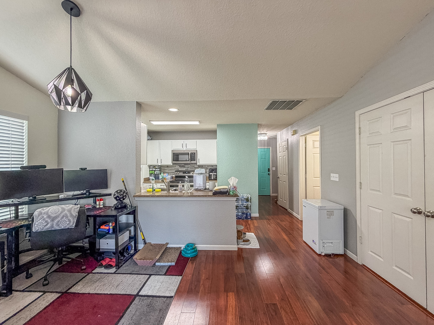 711 Newton Drive Property Photo 13