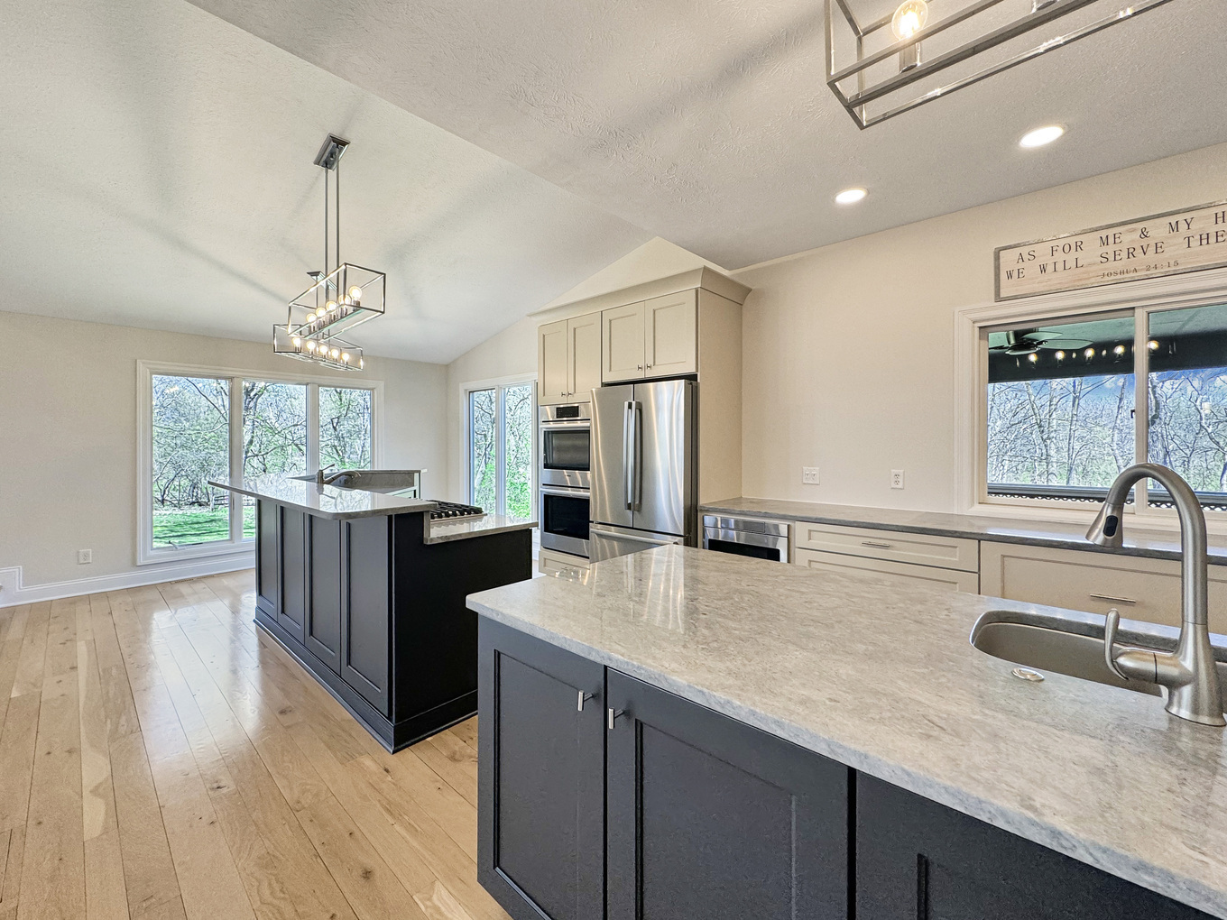 1669 Barberry Circle Property Photo 10