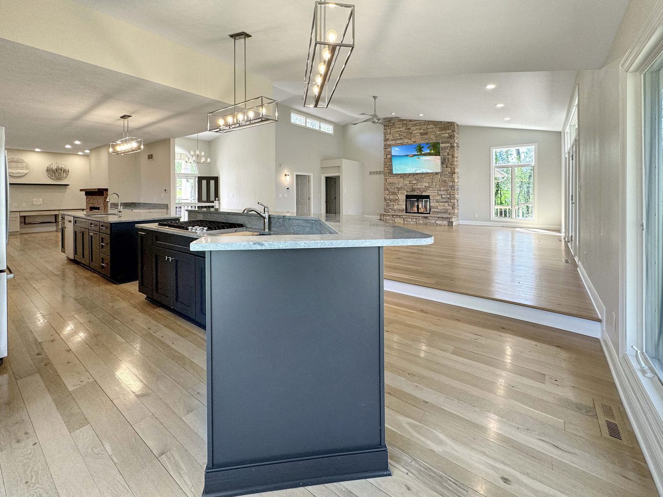 1669 Barberry Circle Property Photo 14