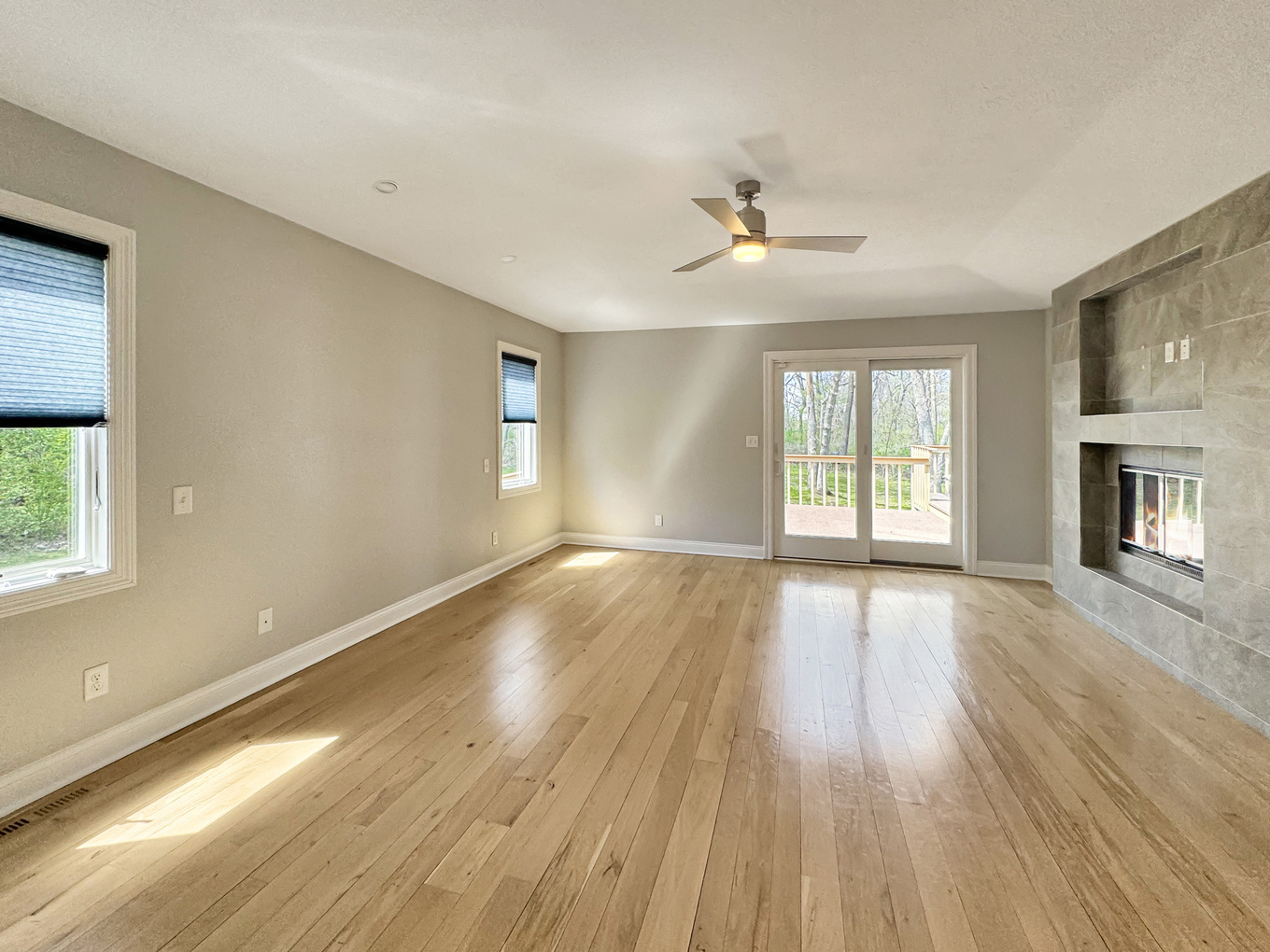 1669 Barberry Circle Property Photo 31