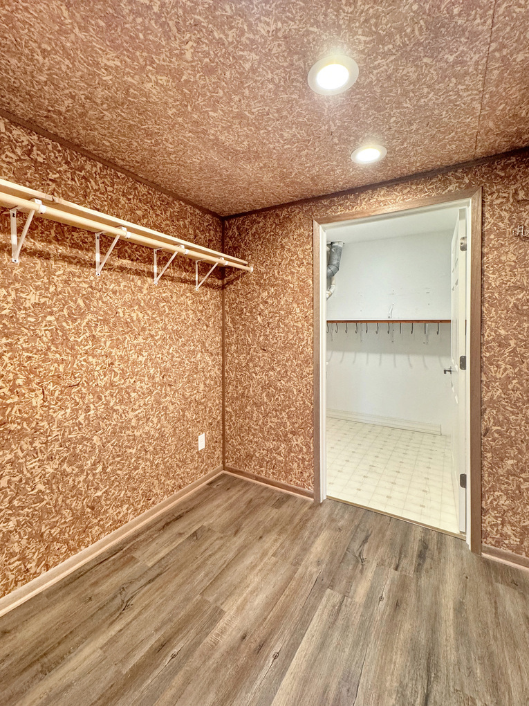 1669 Barberry Circle Property Photo 40