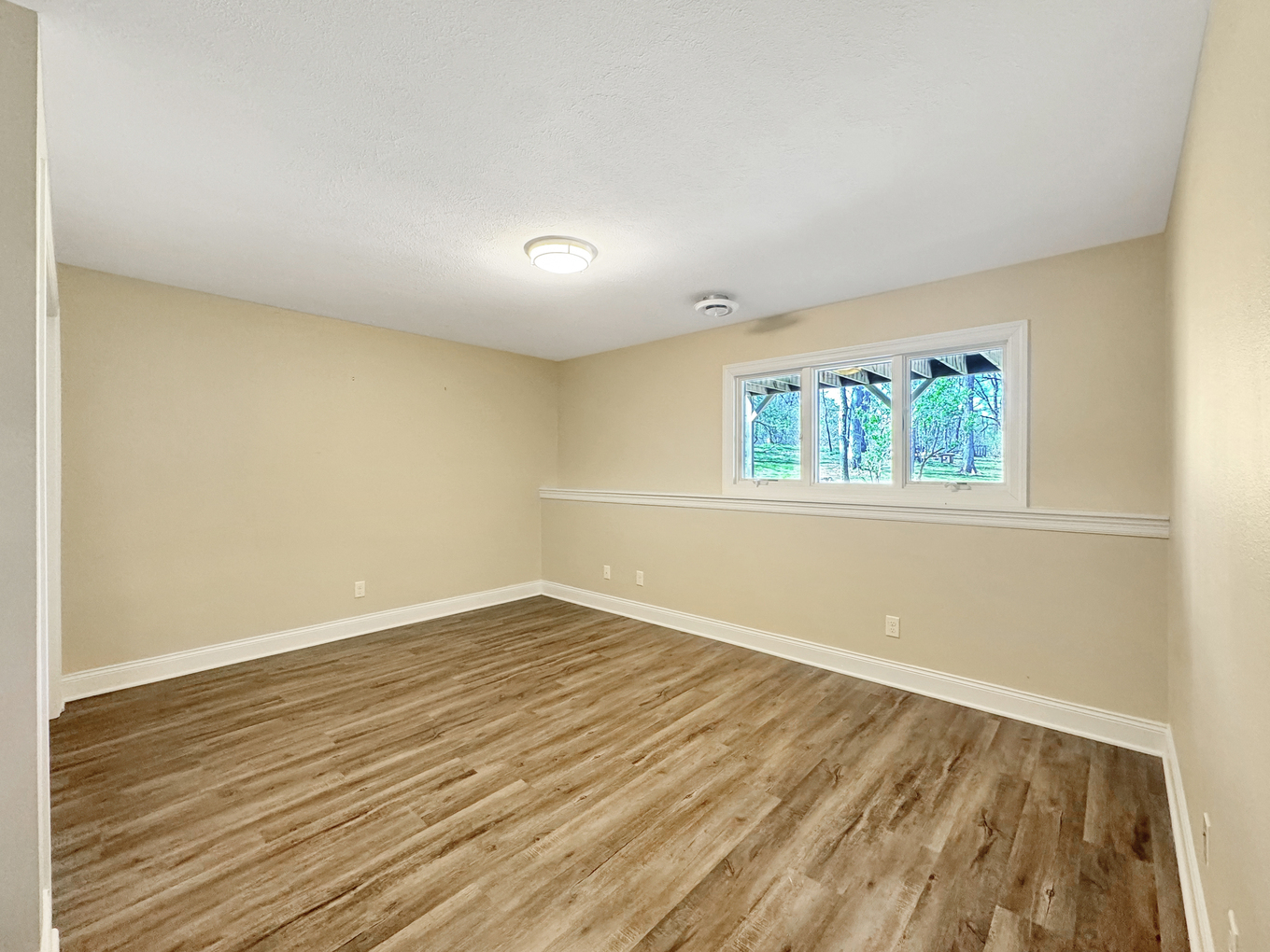 1669 Barberry Circle Property Photo 44