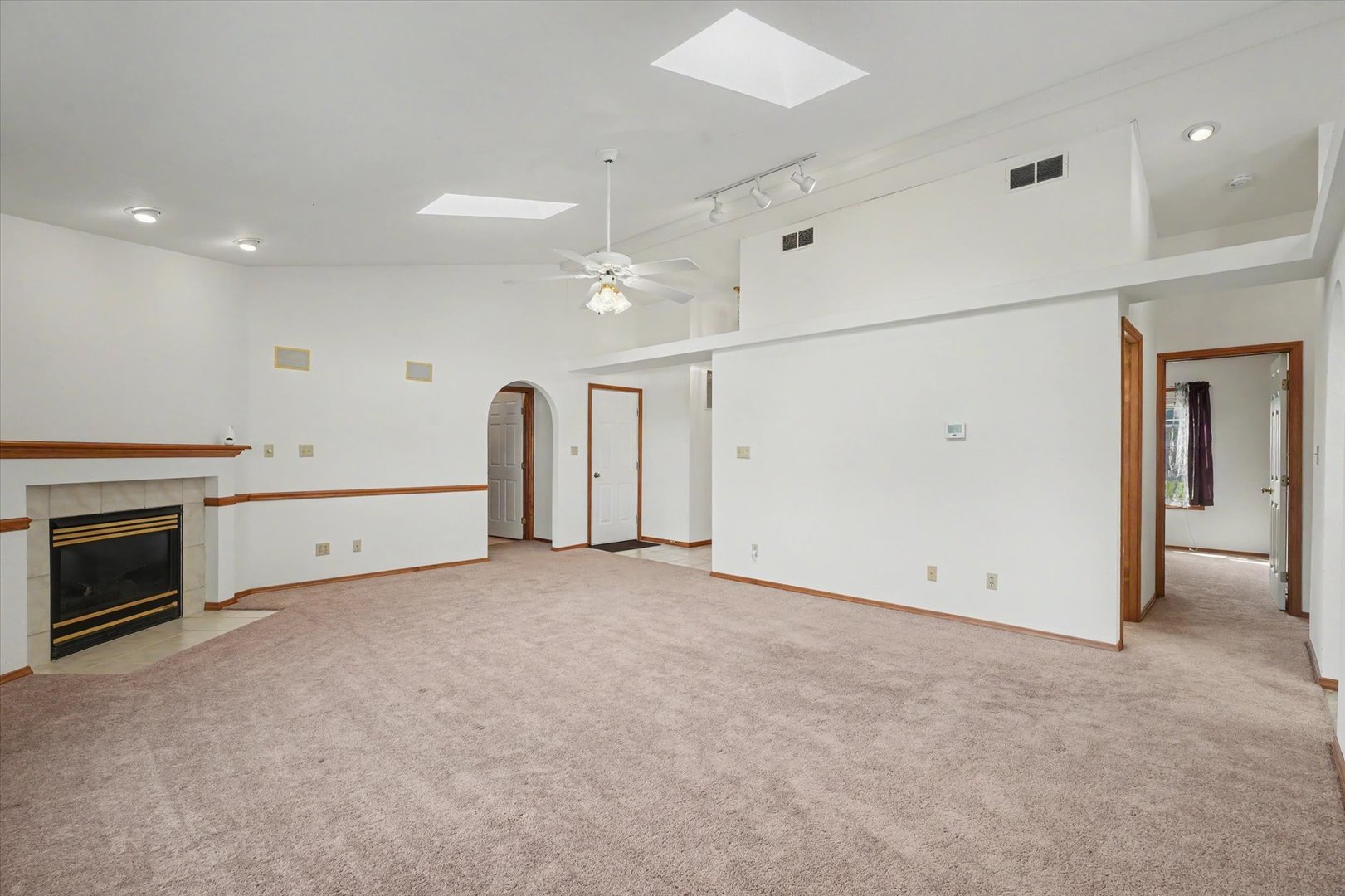 1117 Ascot Drive Property Photo 9