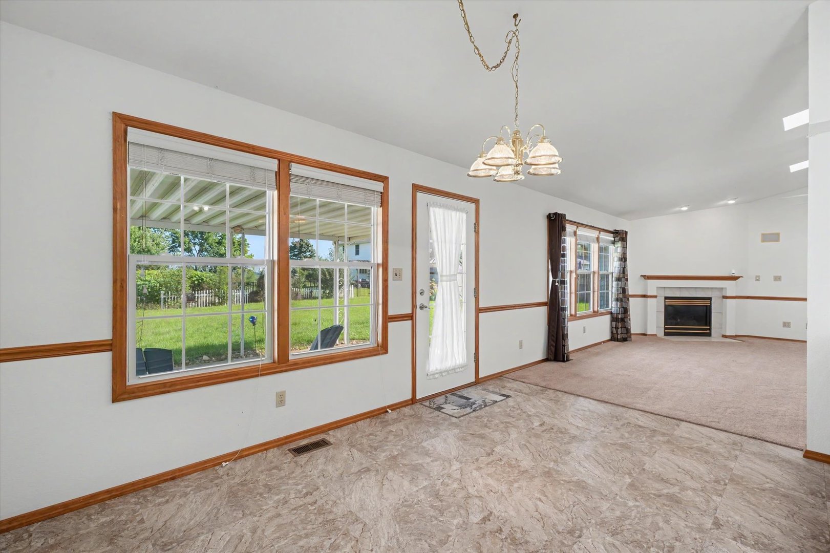 1117 Ascot Drive Property Photo 11