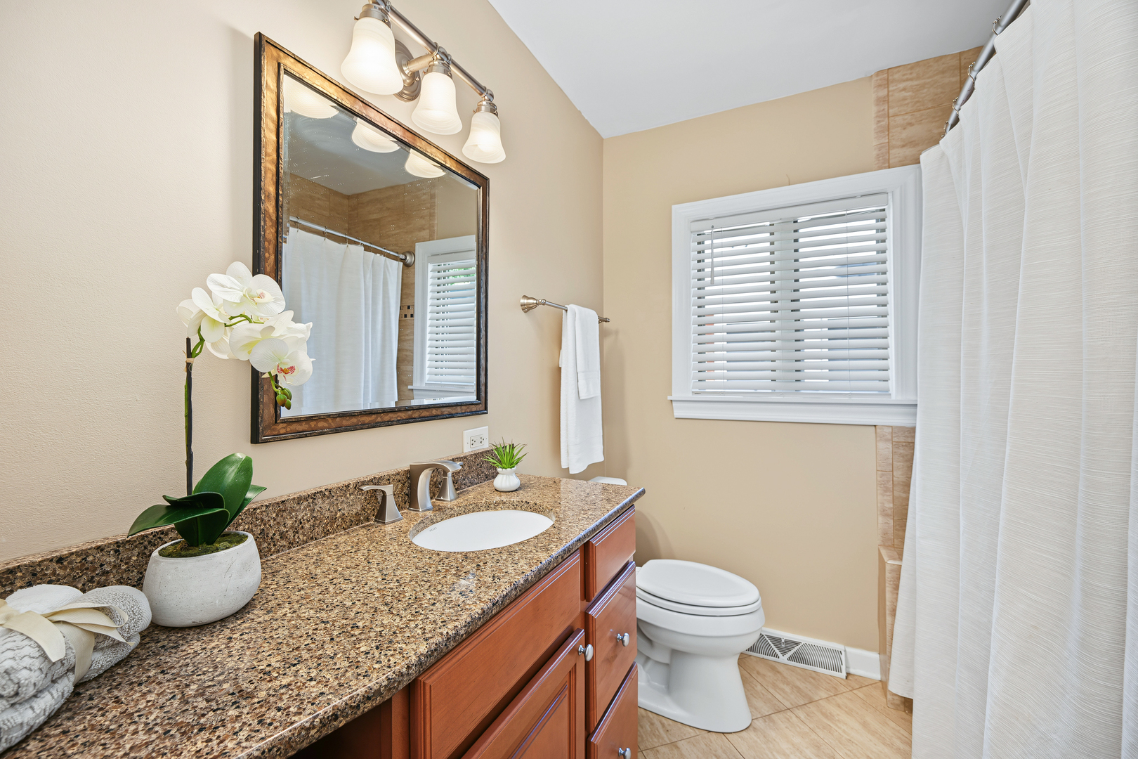 519 Byron Court Property Photo 15