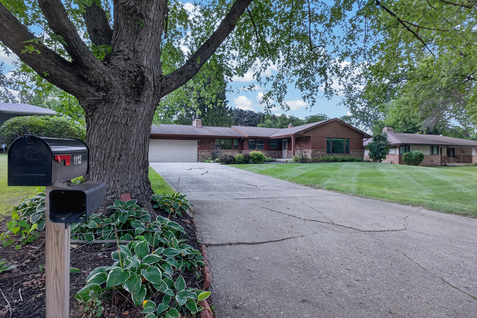 1112 Prestwick Parkway Property Photo 3