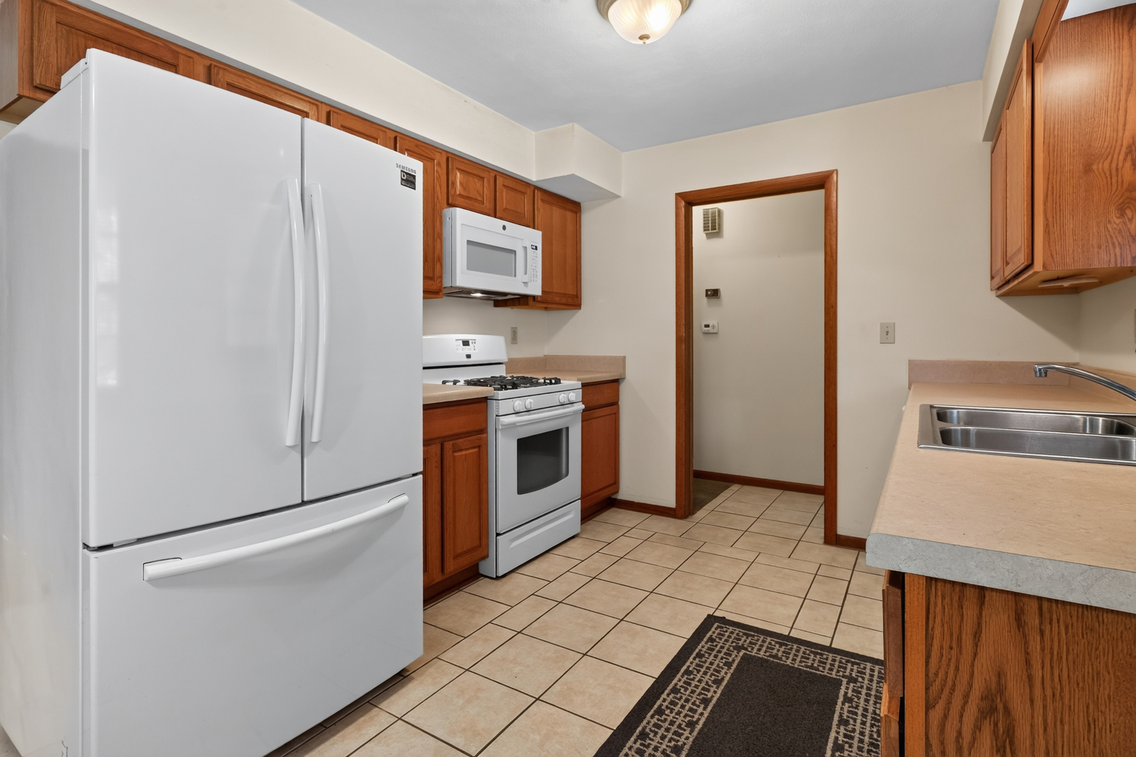 1112 Prestwick Parkway Property Photo 6