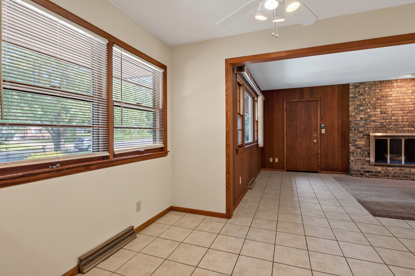 1112 Prestwick Parkway Property Photo 7