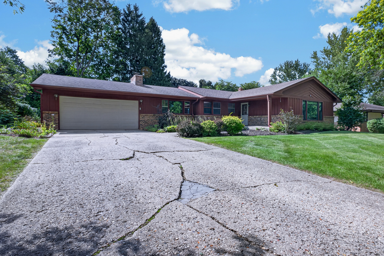 1112 Prestwick Parkway Property Photo 32