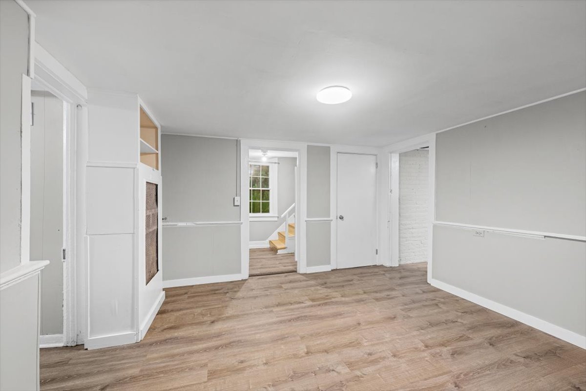 1235 Leon Place Property Photo 23
