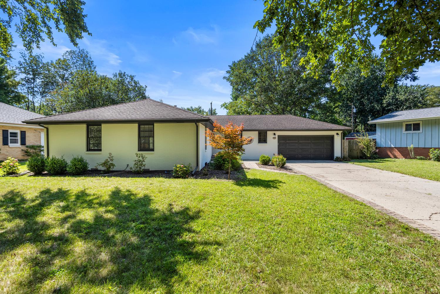 1107 Foothill Drive Property Photo 1