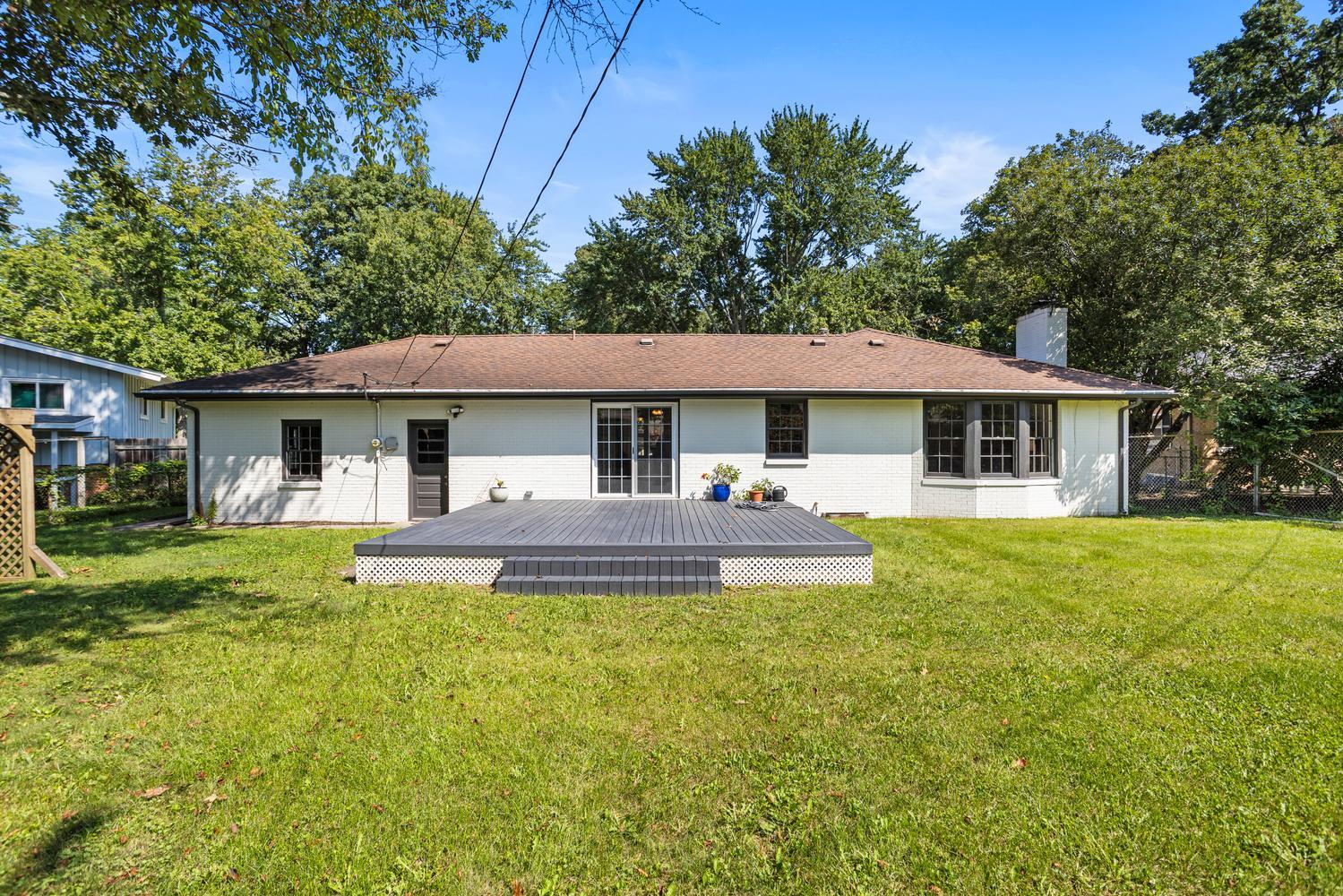 1107 Foothill Drive Property Photo 4