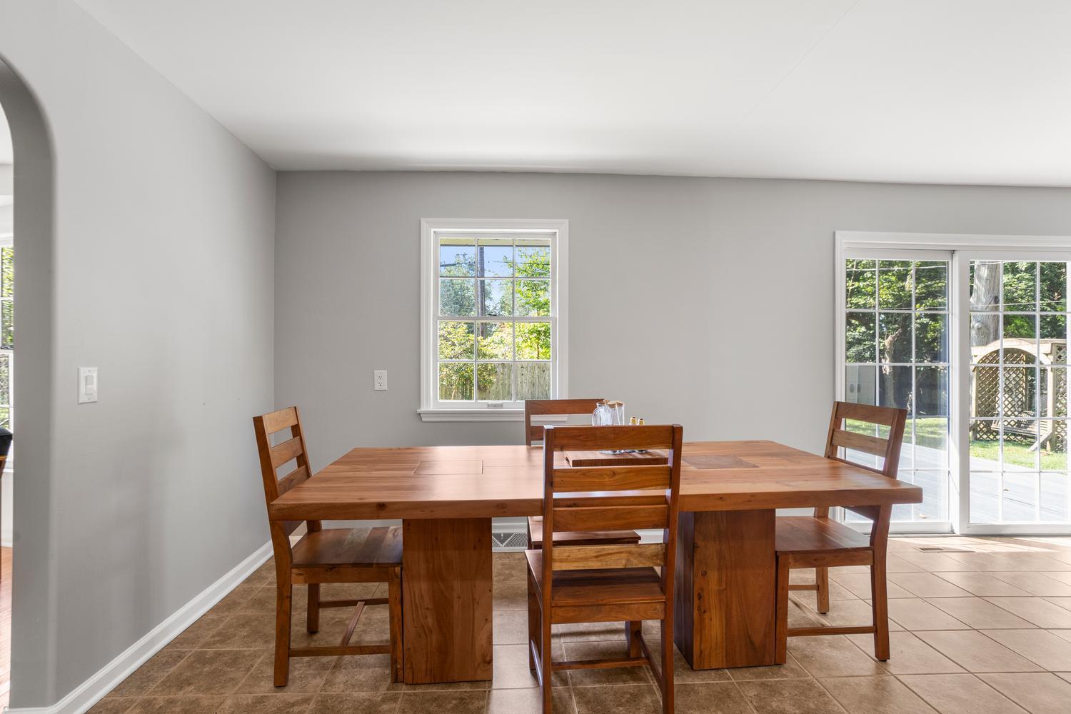 1107 Foothill Drive Property Photo 14
