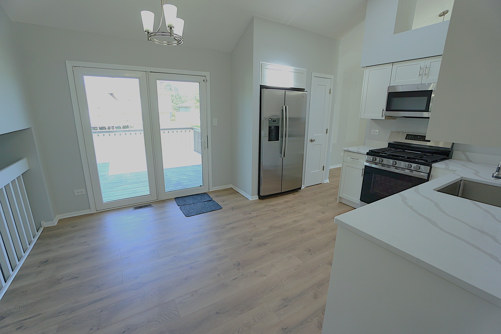 22520 Crescent Way Property Photo 10