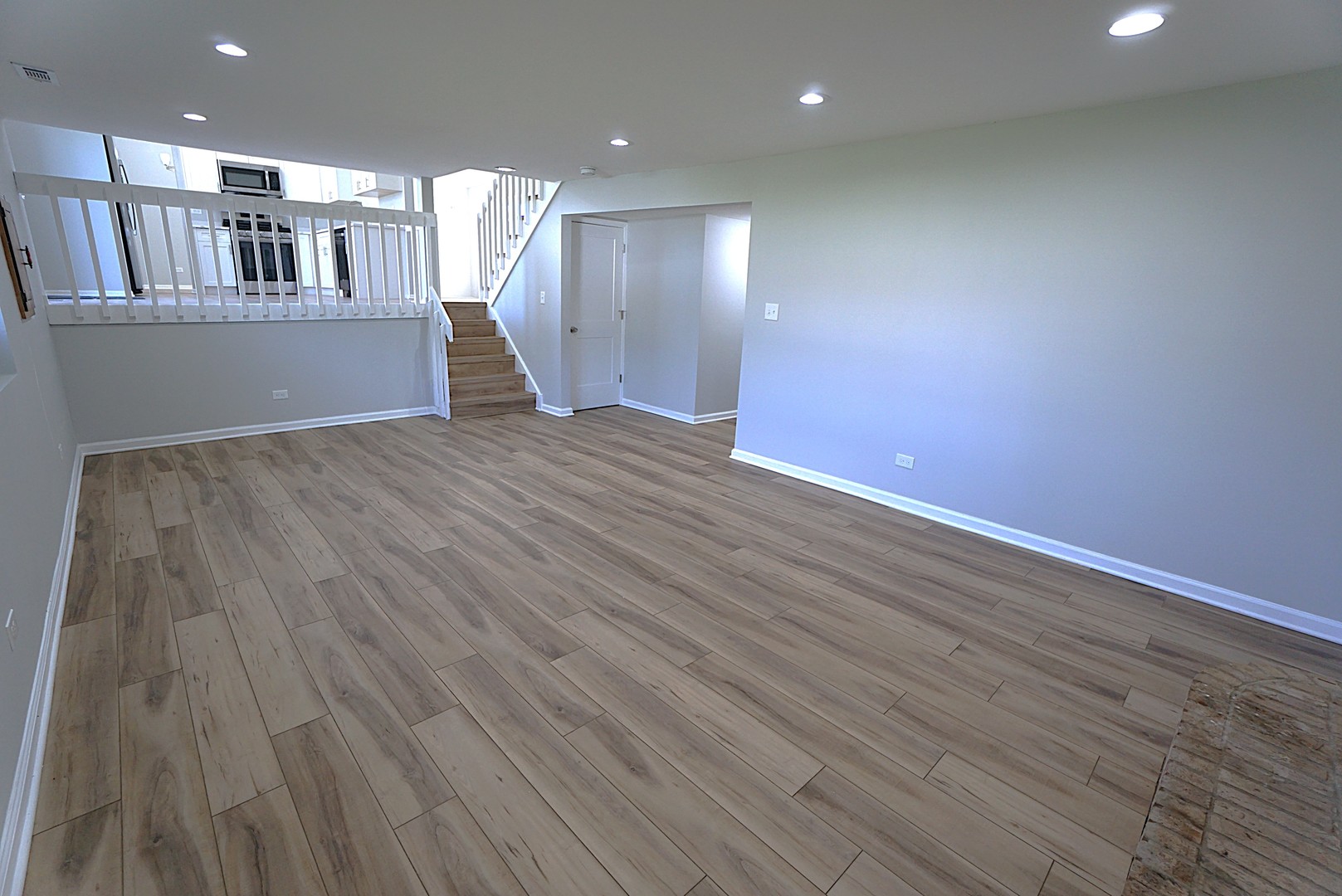 22520 Crescent Way Property Photo 13