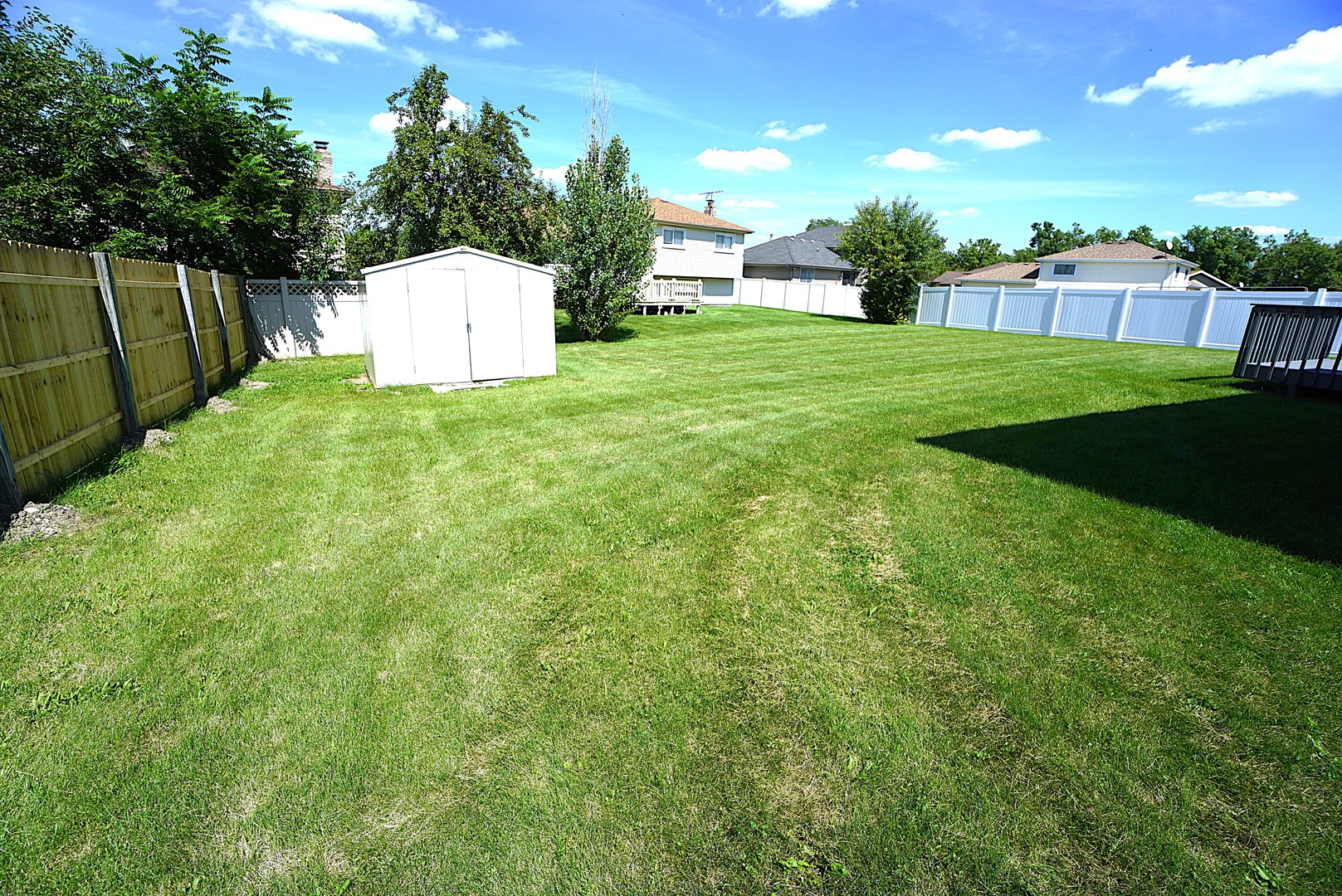 22520 Crescent Way Property Photo 37