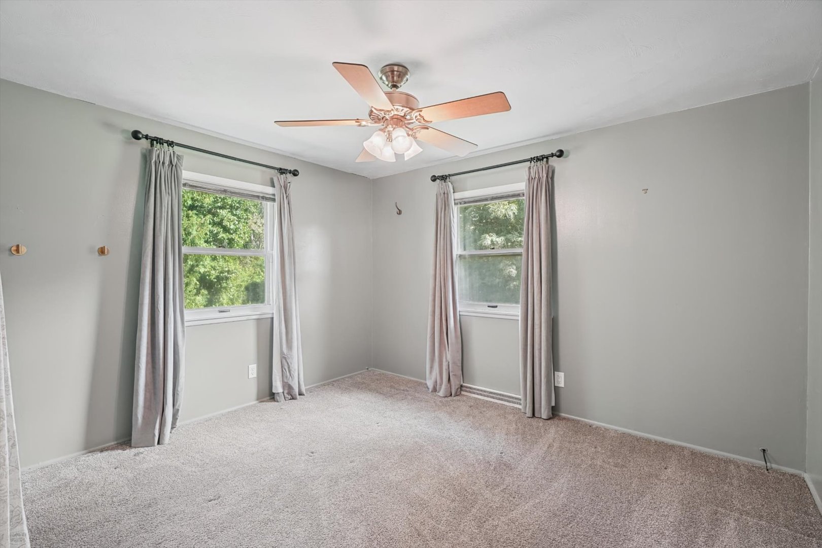 204 N White Street Property Photo 28