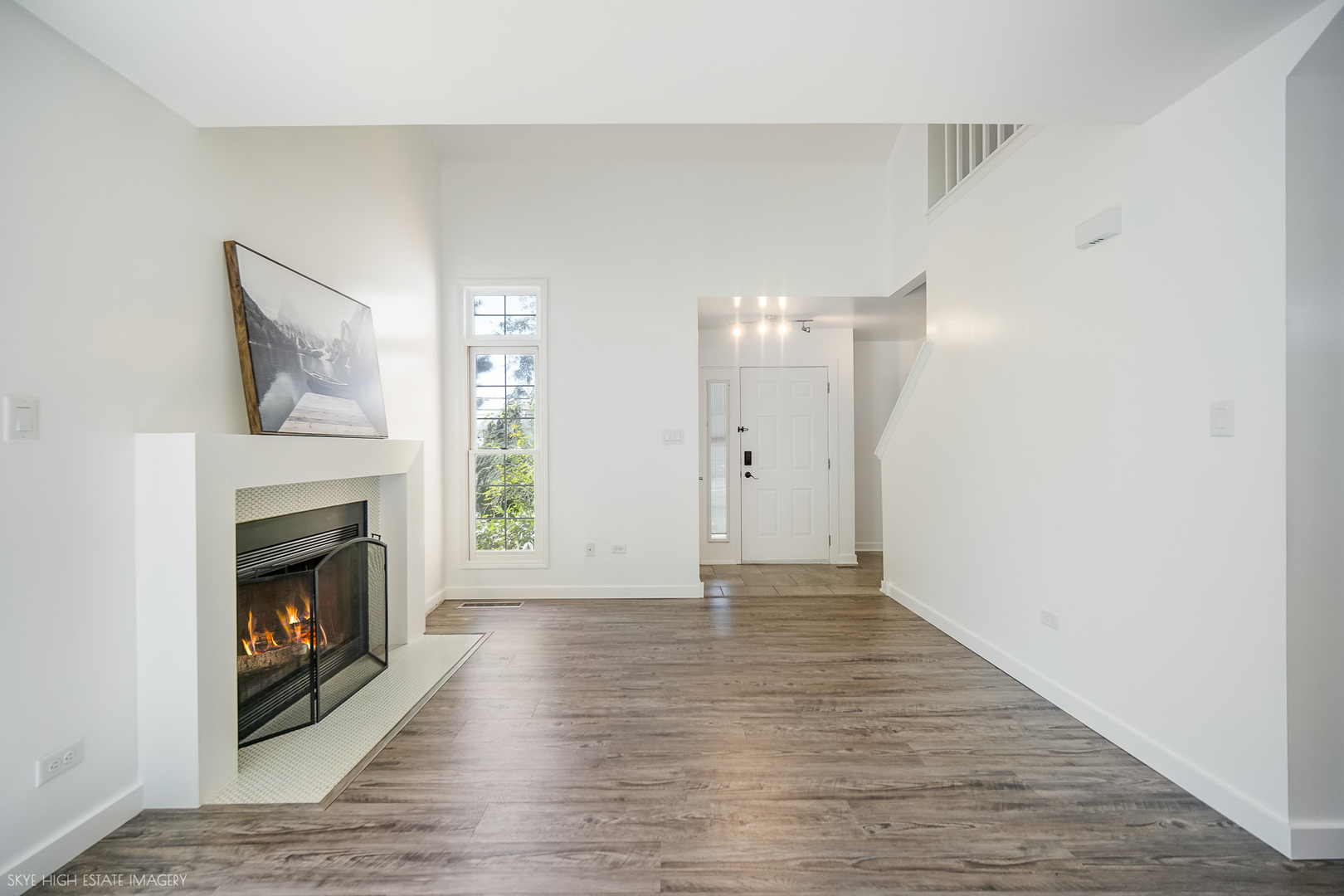 9927 Cambridge Court C Property Photo 12