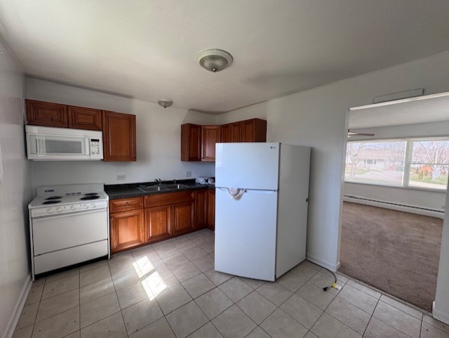 28w625 Lester Street Property Photo 5