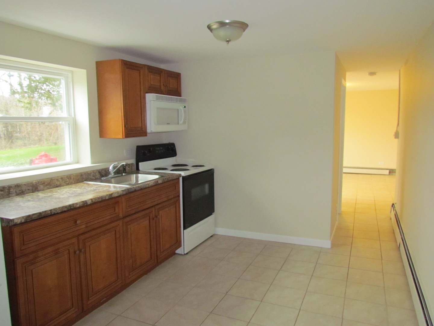 28w625 Lester Street Property Photo 33