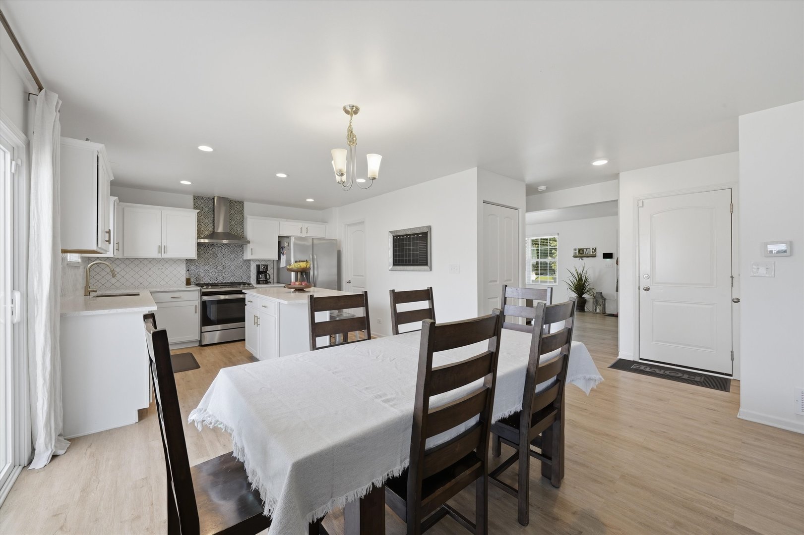 6013 Autumn Oaks Drive Property Photo 14