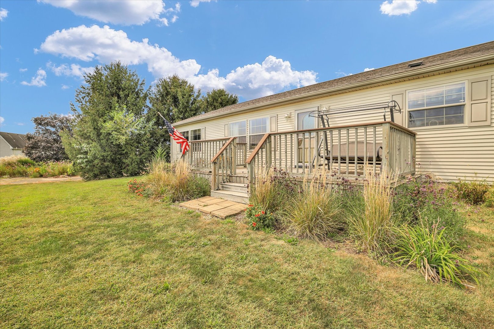 2369 E 2350 North Road Property Photo 5