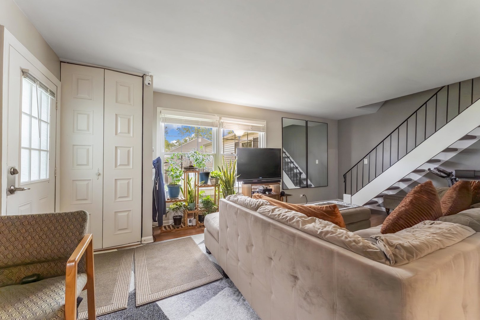 1261 Prairie Avenue B Property Photo 5