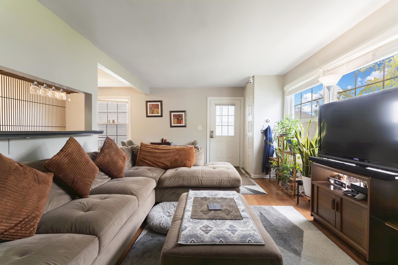 1261 Prairie Avenue B Property Photo 6