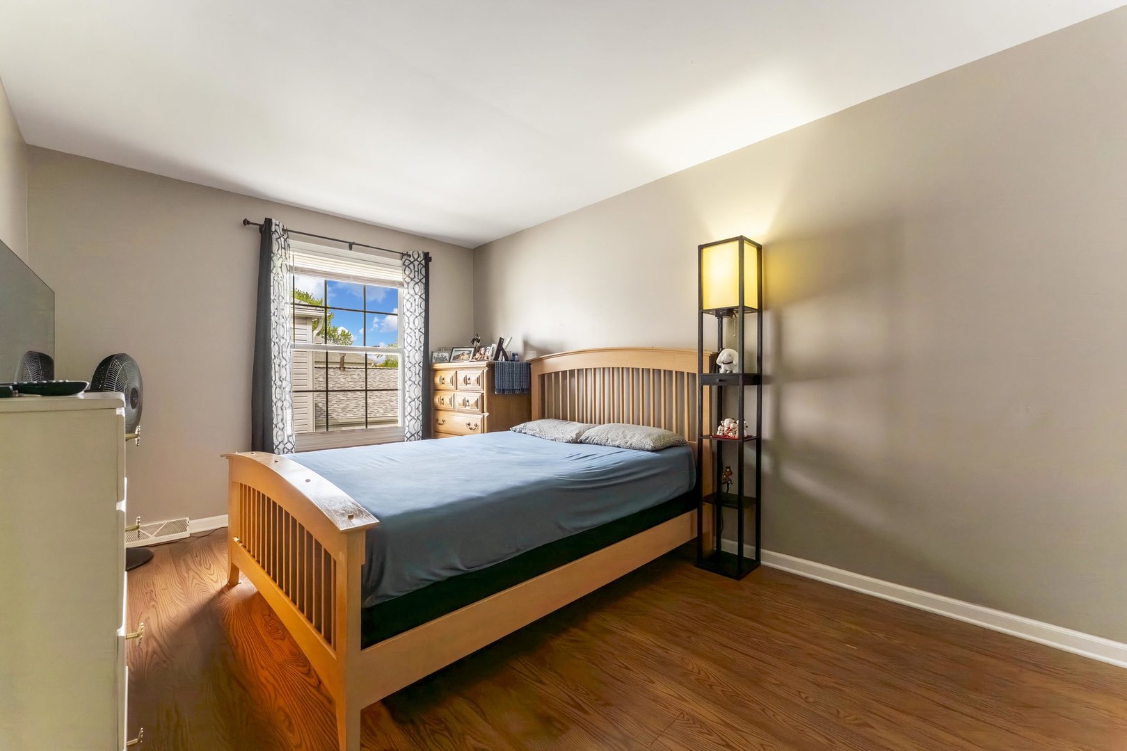 1261 Prairie Avenue B Property Photo 16