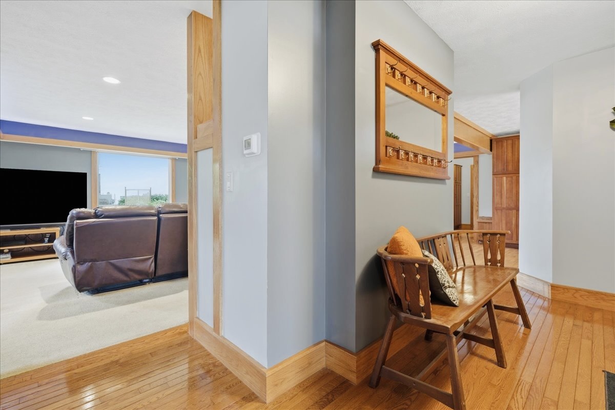 705 E Newton Street Property Photo 20