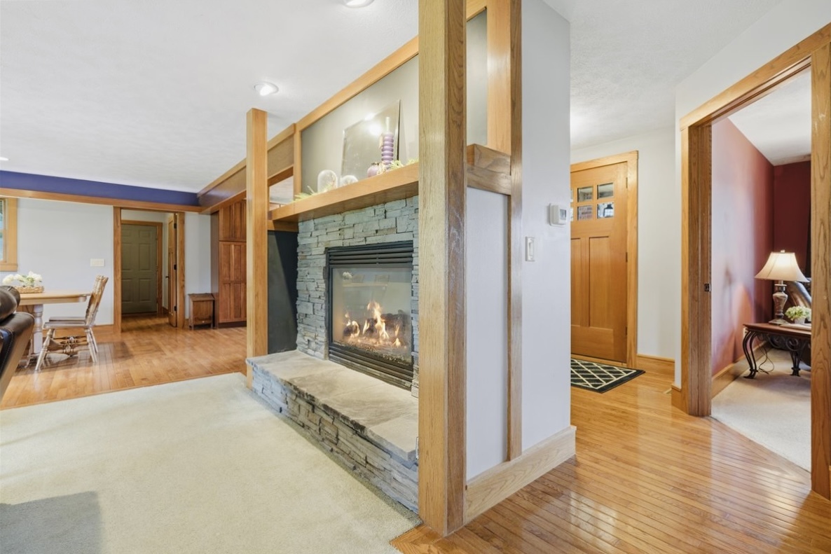705 E Newton Street Property Photo 21