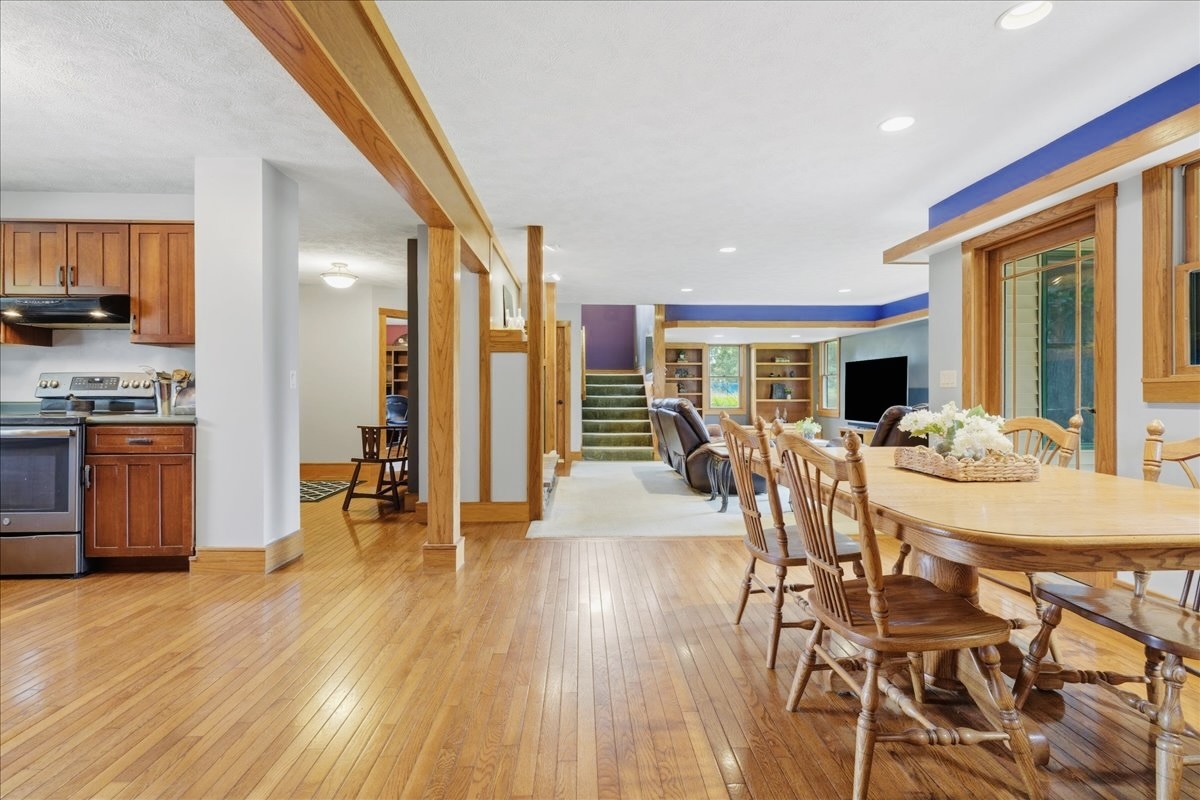 705 E Newton Street Property Photo 28