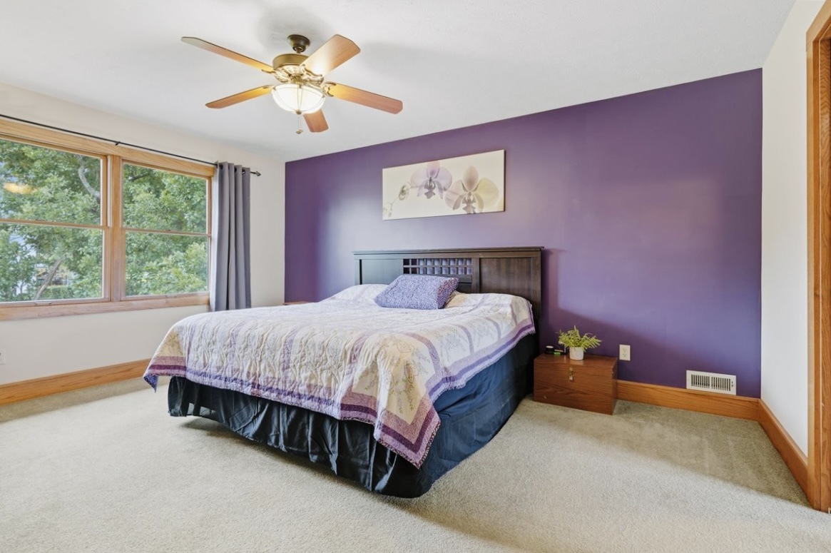 705 E Newton Street Property Photo 43
