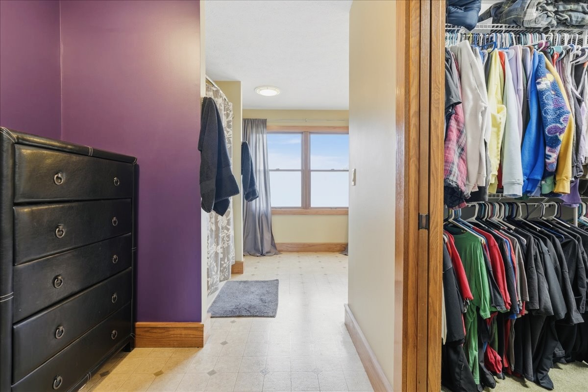 705 E Newton Street Property Photo 45