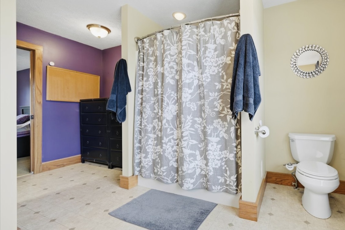 705 E Newton Street Property Photo 47