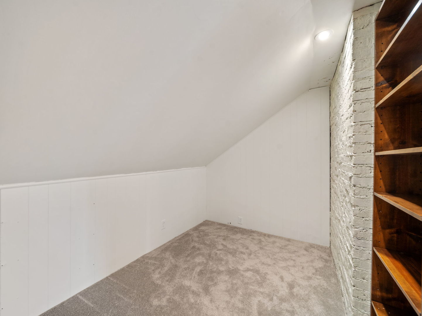 361 Bryant Avenue Property Photo 16