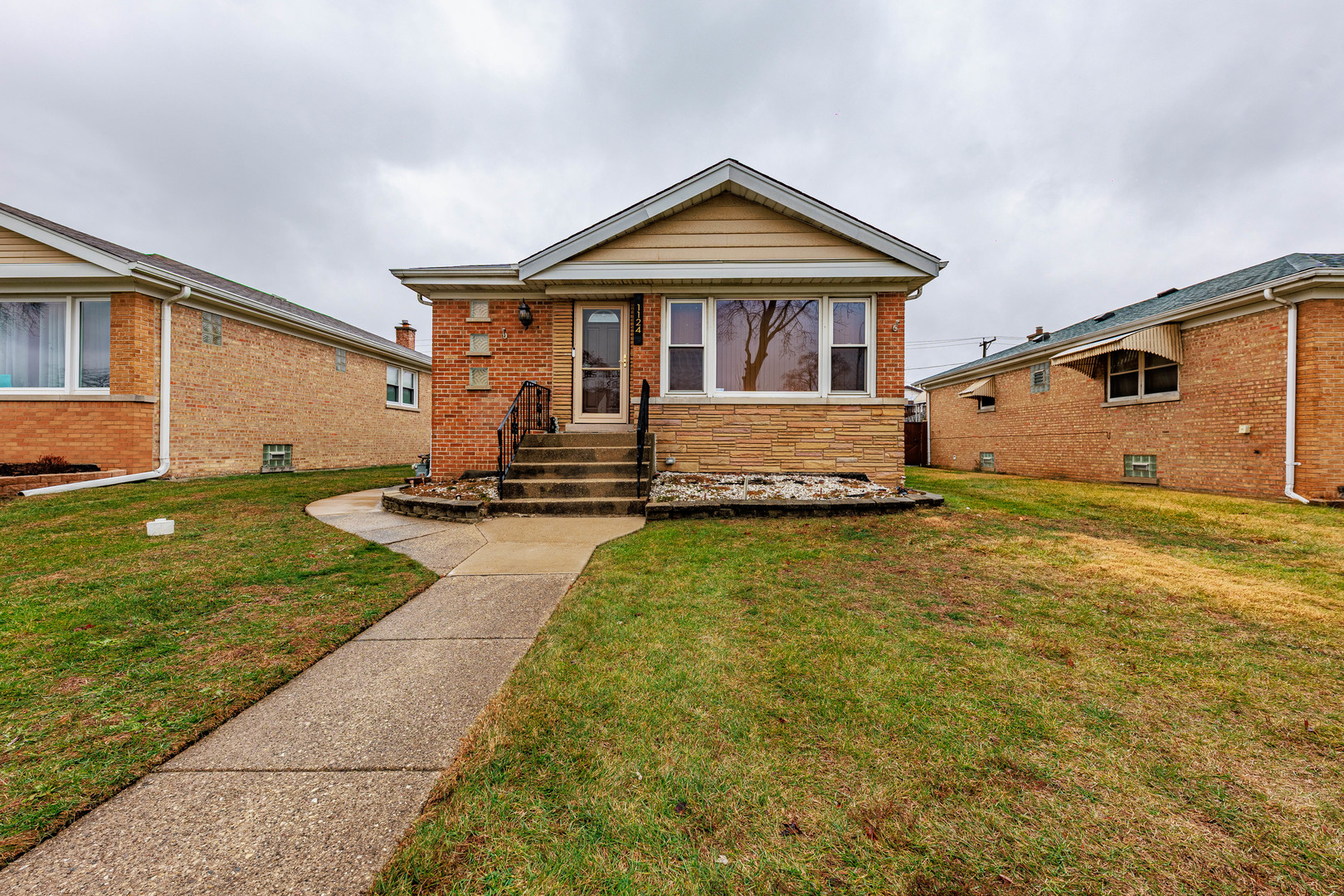 1124 Linden Avenue Property Photo 1