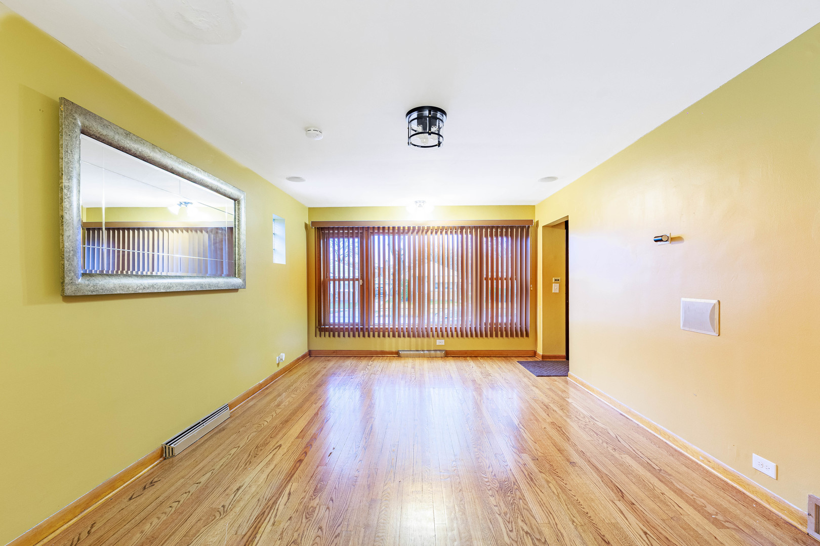 1124 Linden Avenue Property Photo 6