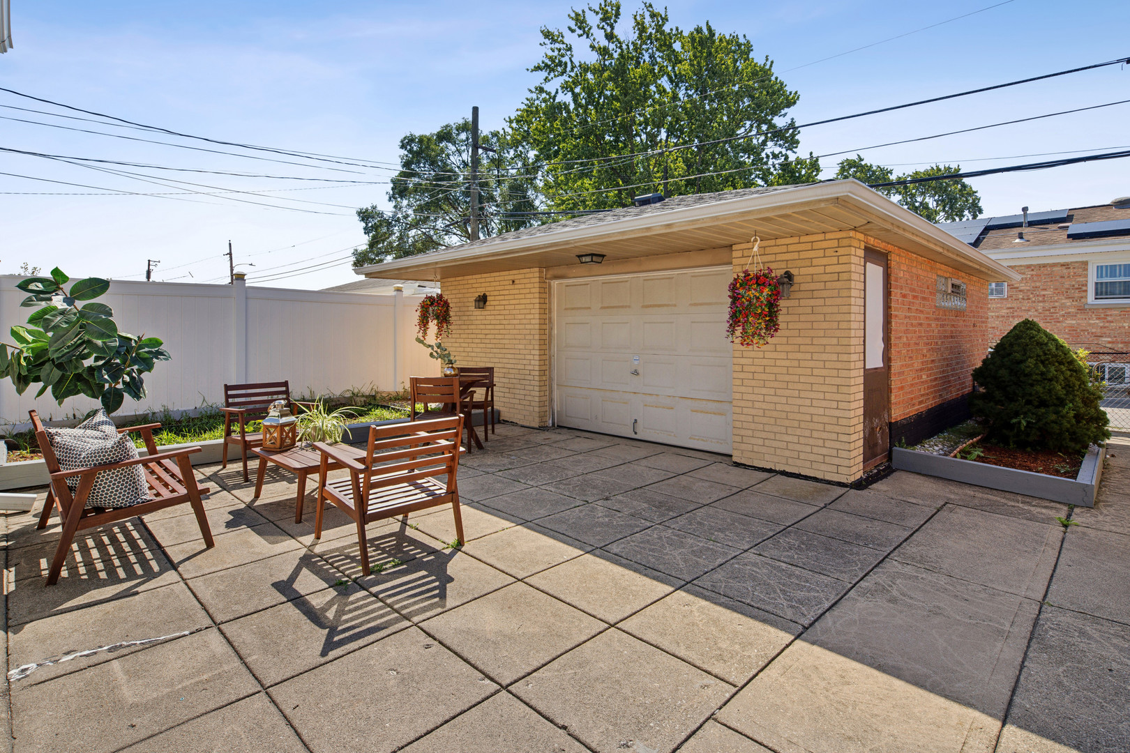 6905 W Leland Avenue Property Photo 17