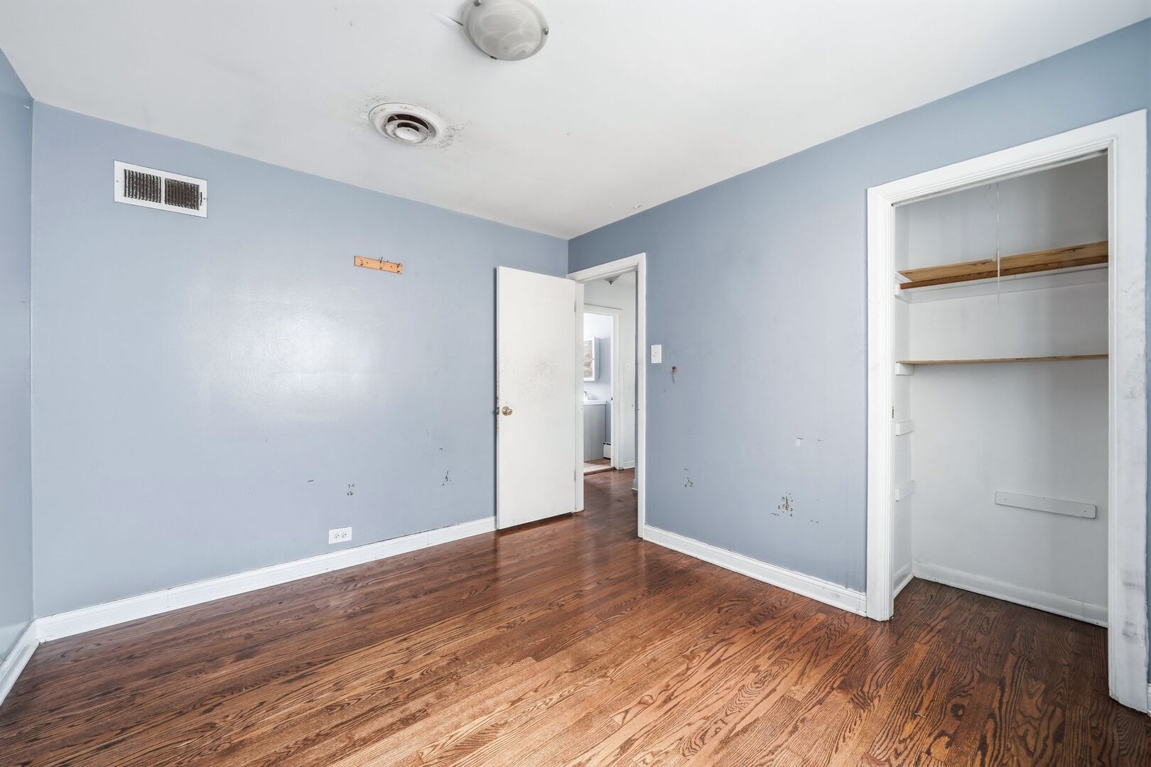 6506 S Keating Avenue Property Photo 16