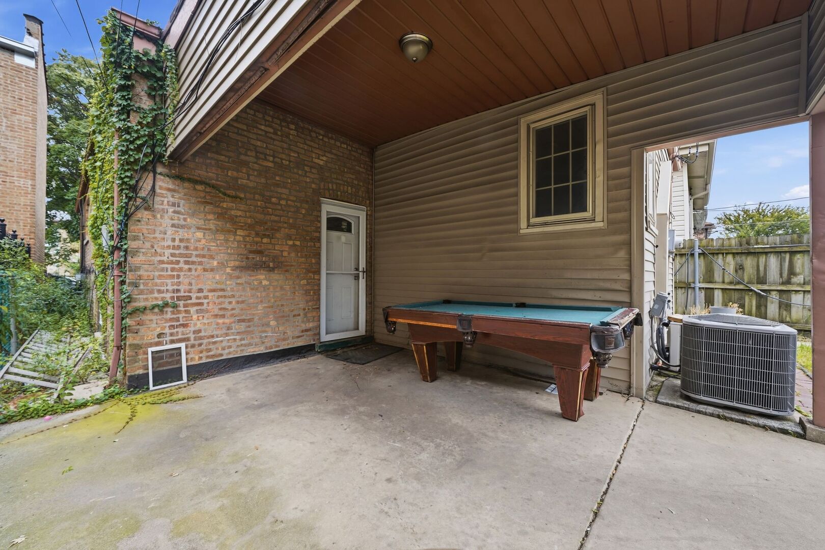 6506 S Keating Avenue Property Photo 20