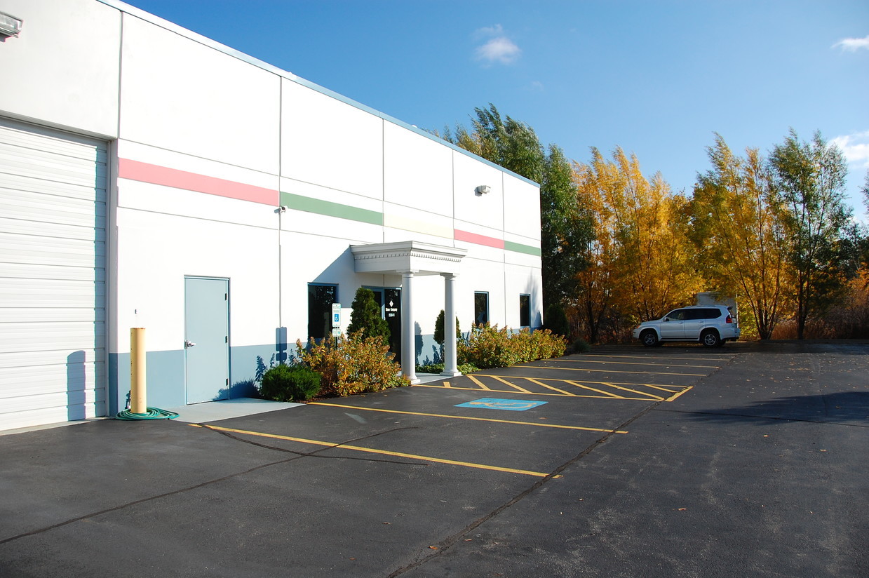 23841 W Industrial Drive Property Photo 2