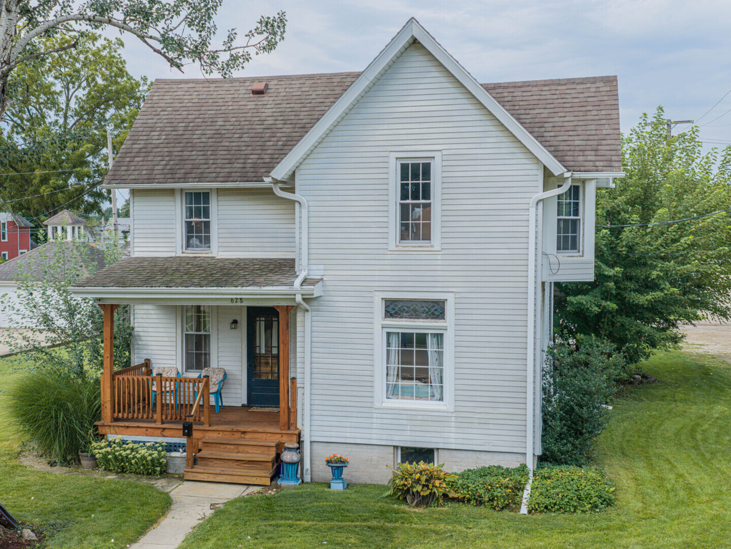 628 N Euclid Avenue Property Photo 1
